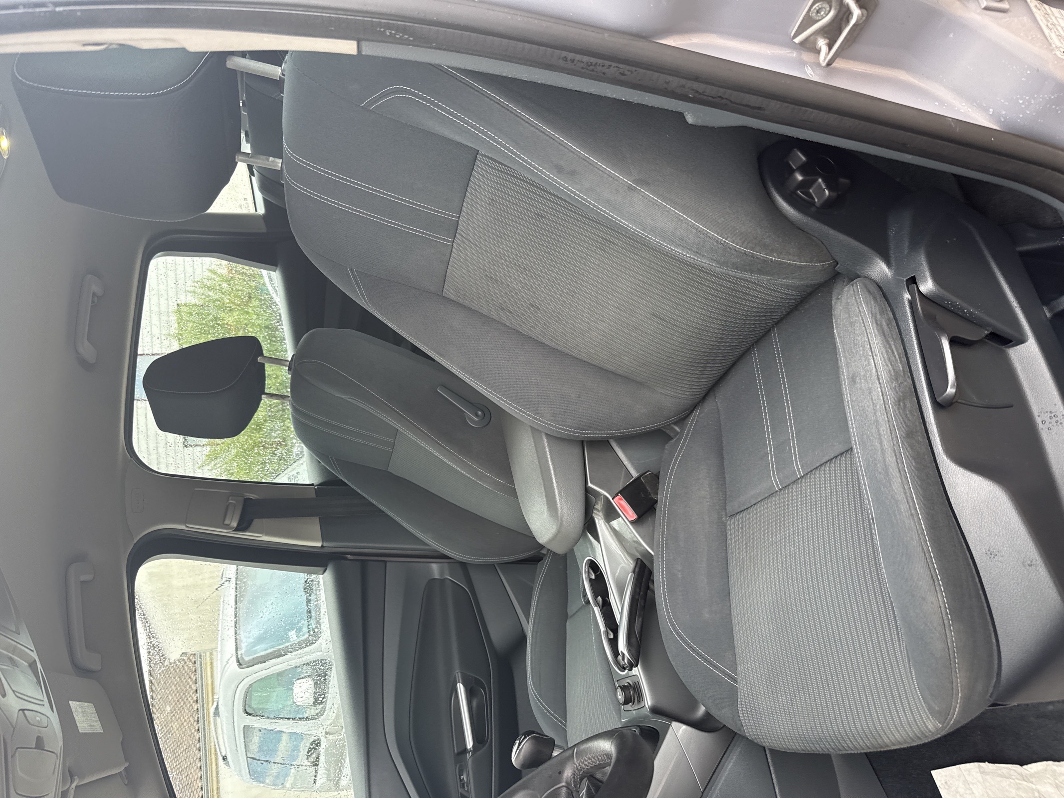 Ford C-Max — photo 8