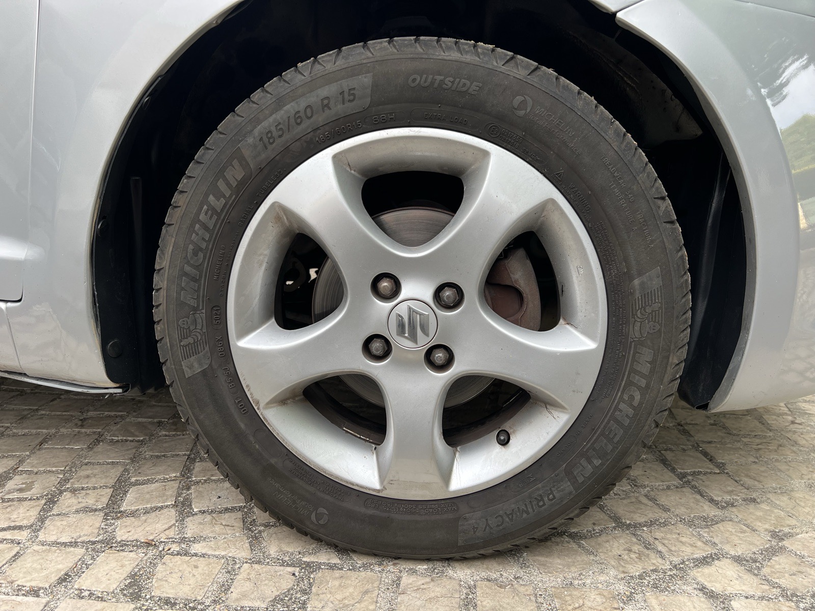 Suzuki Swift — photo 4