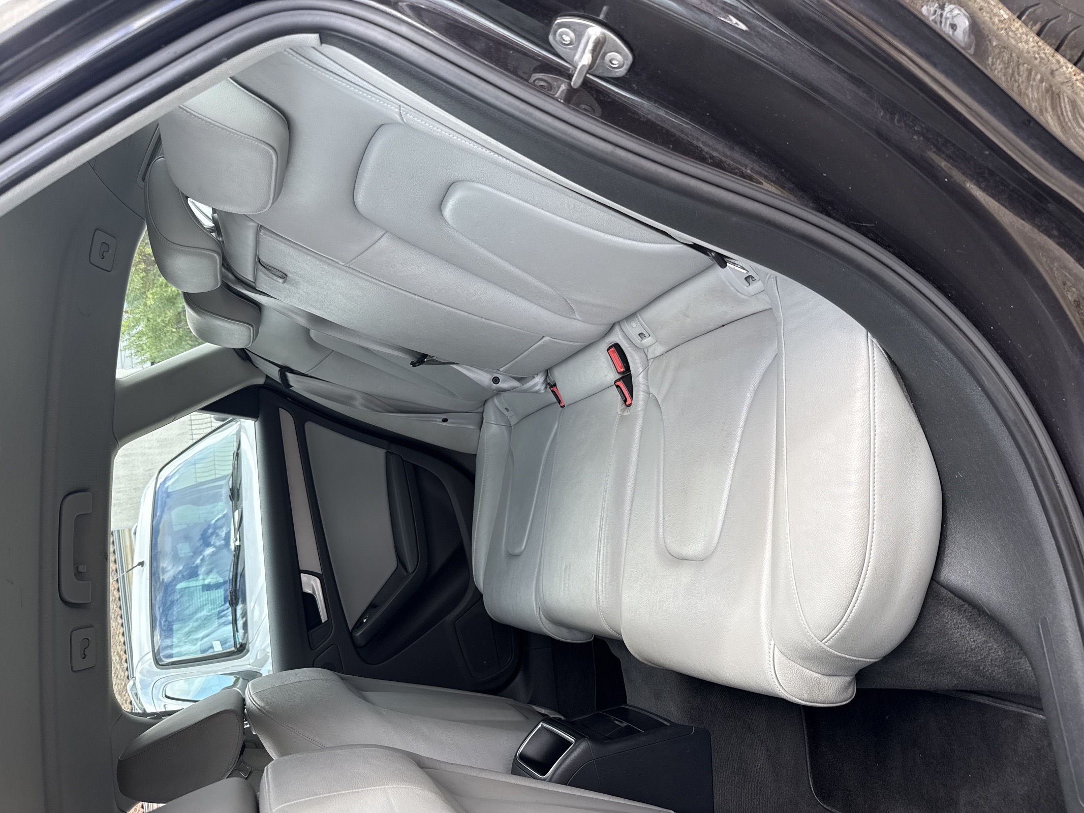 Audi A4 — photo 6