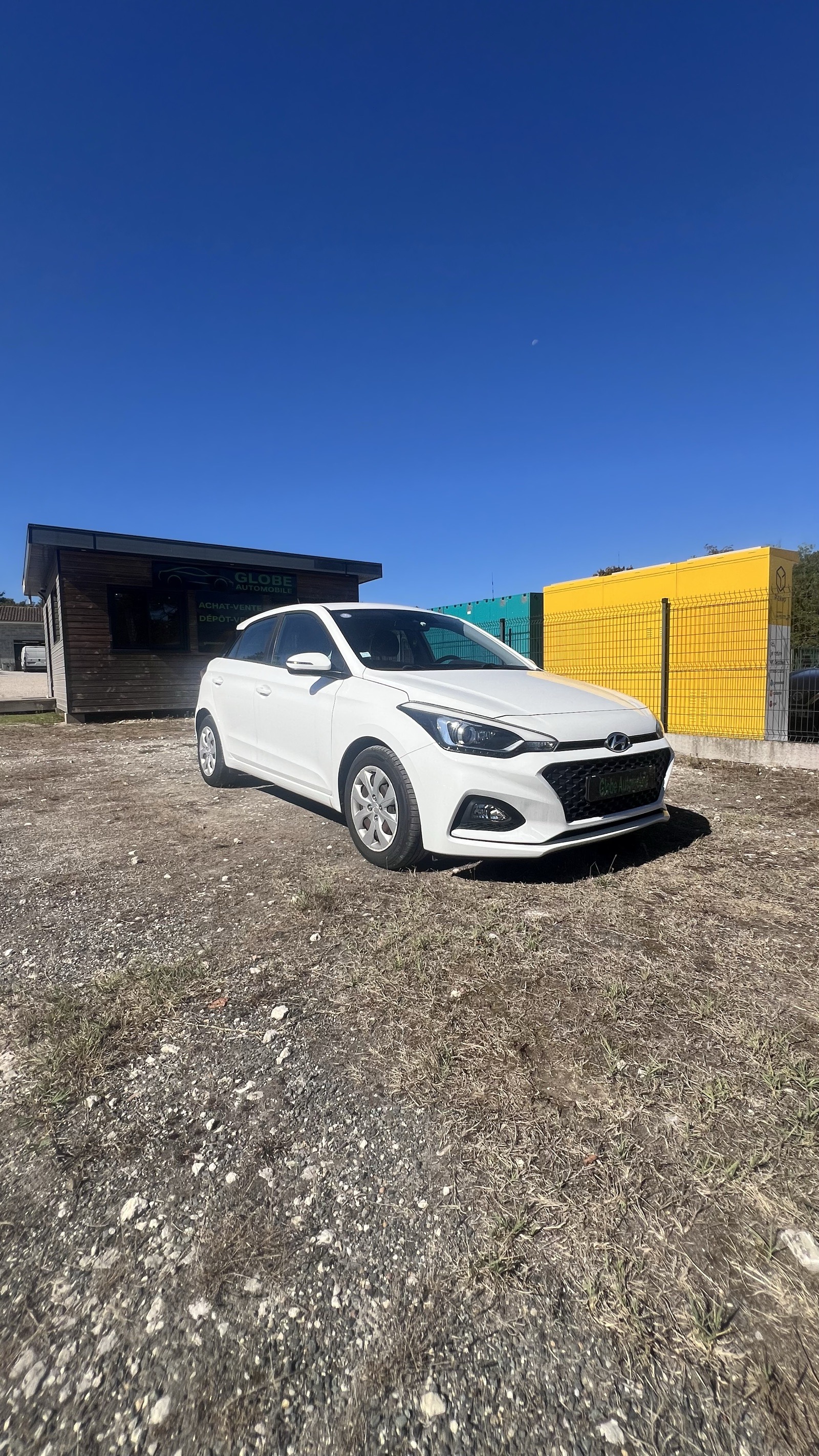 Hyundai i20 — photo 3