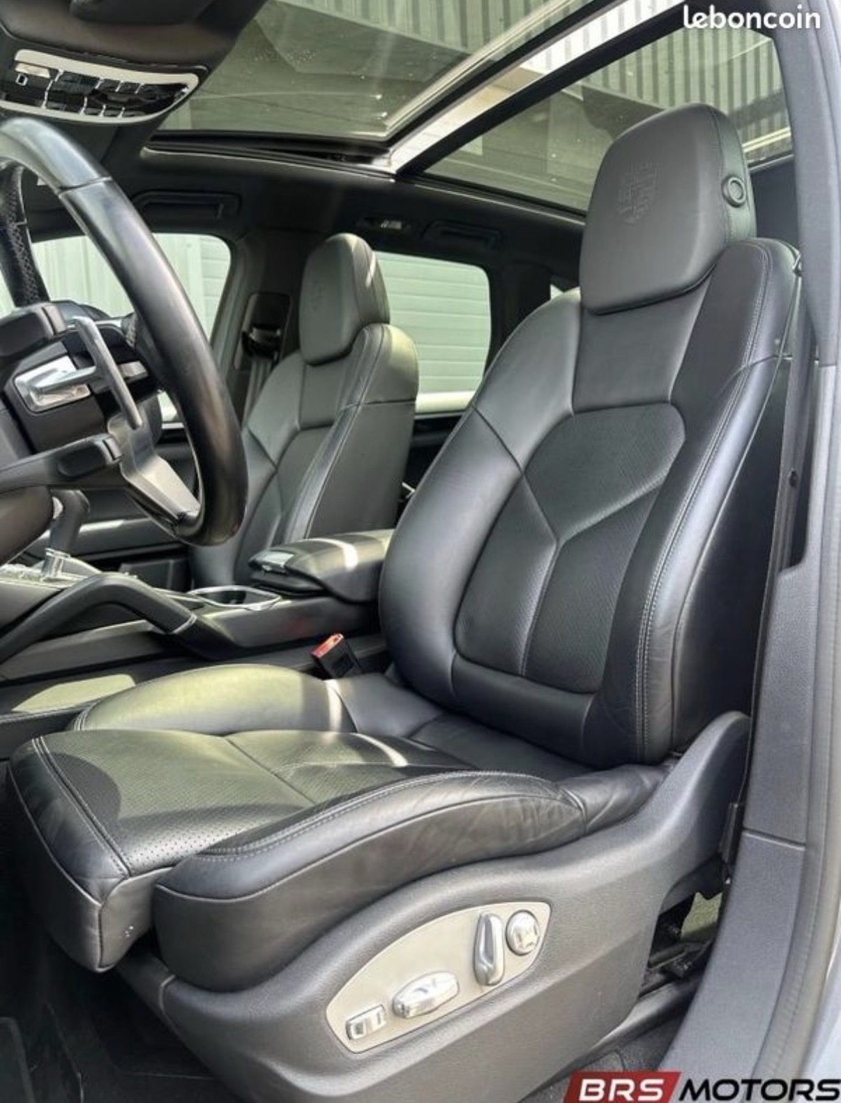 Porsche Cayenne — photo 4