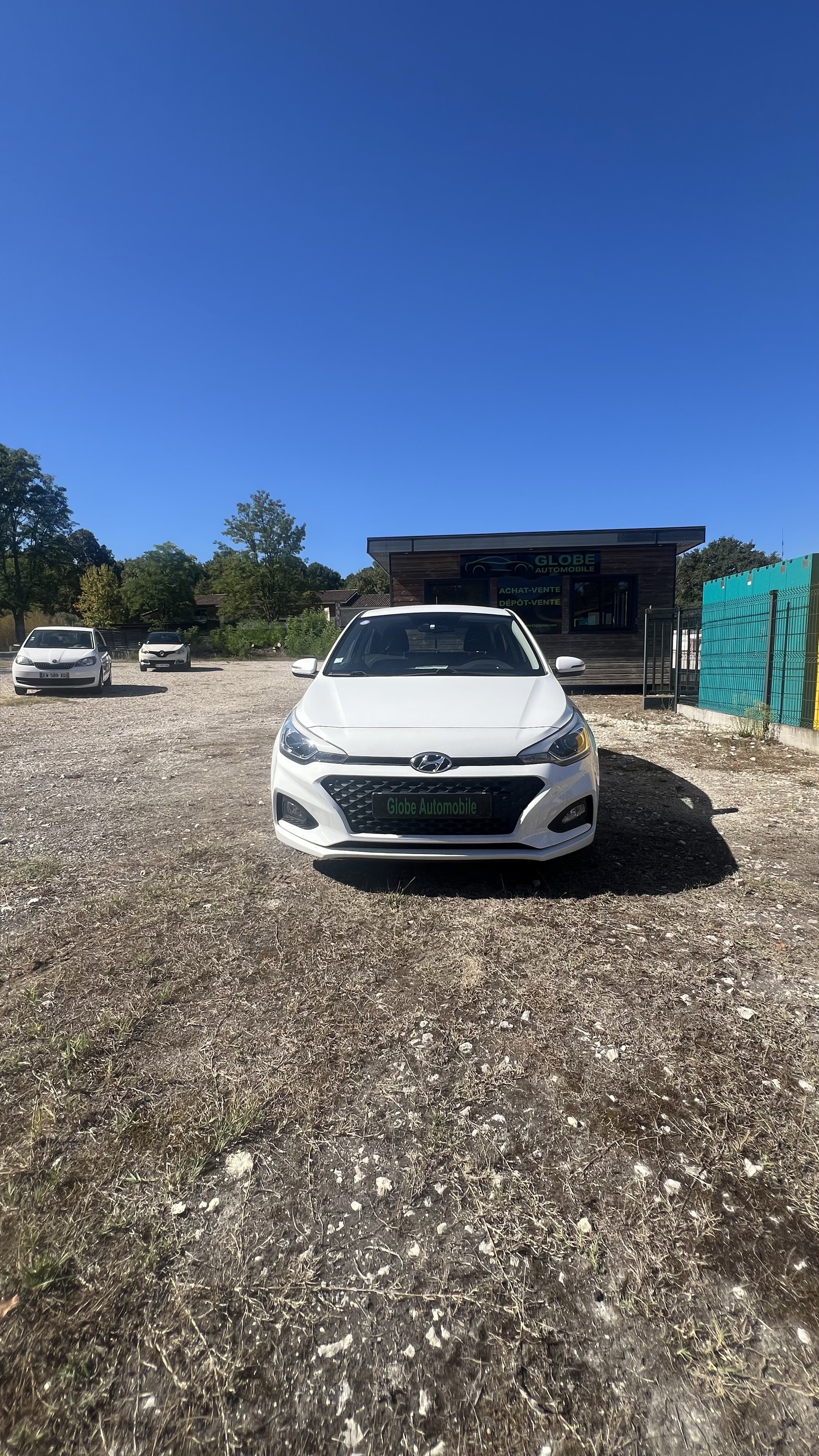 Hyundai i20 — photo 2