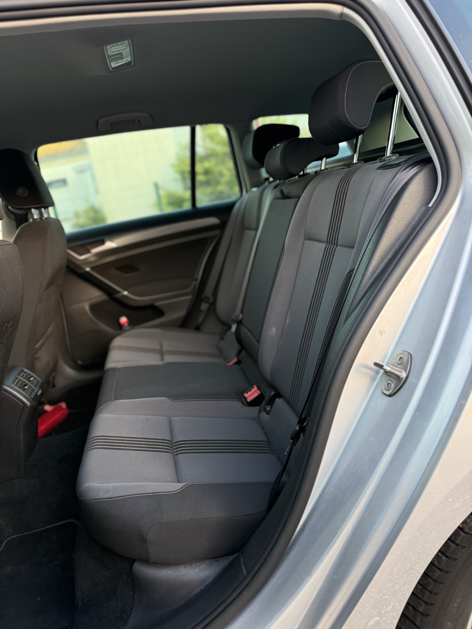 Volkswagen Golf — photo 10