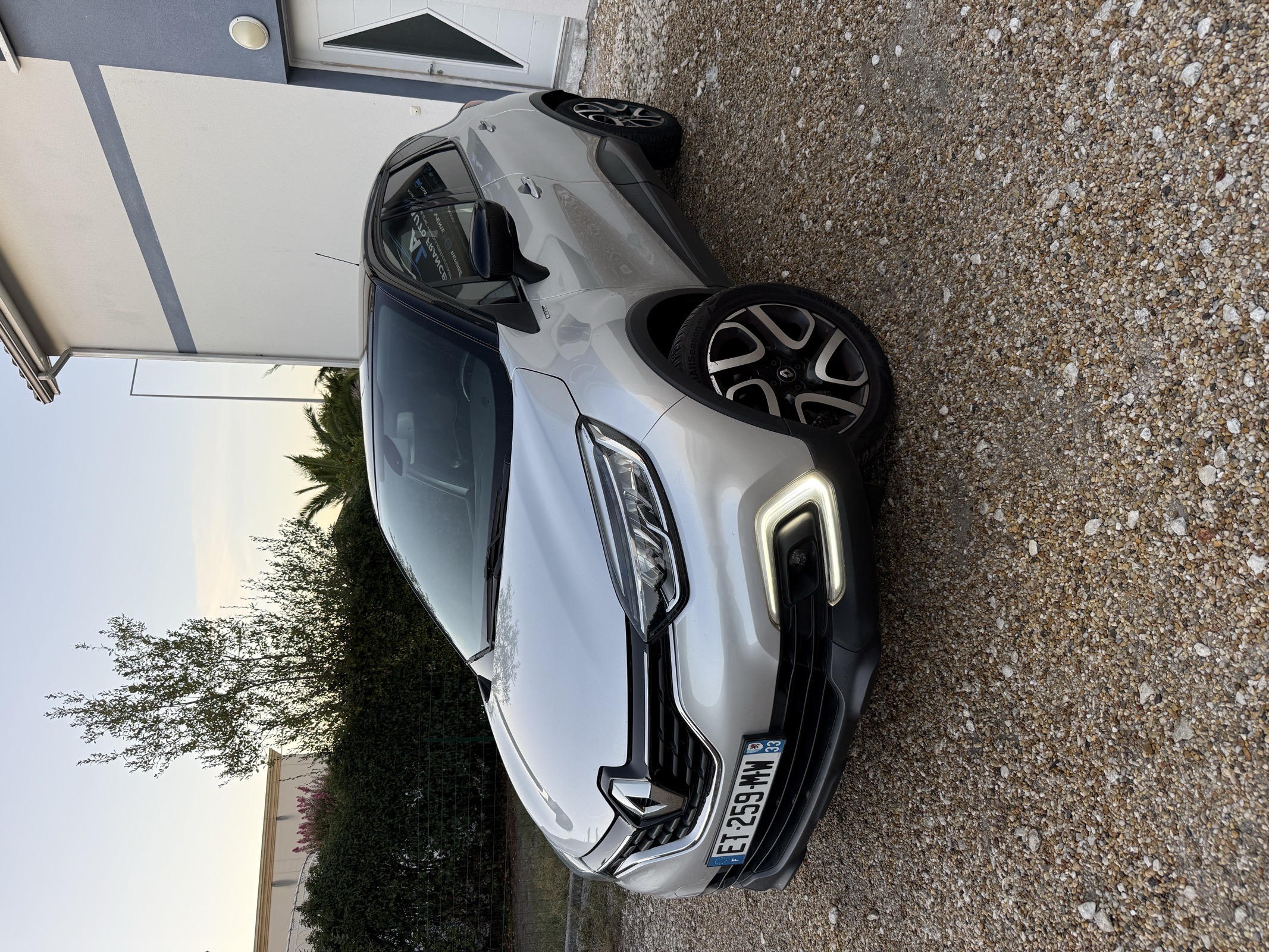 Renault Captur — photo 2