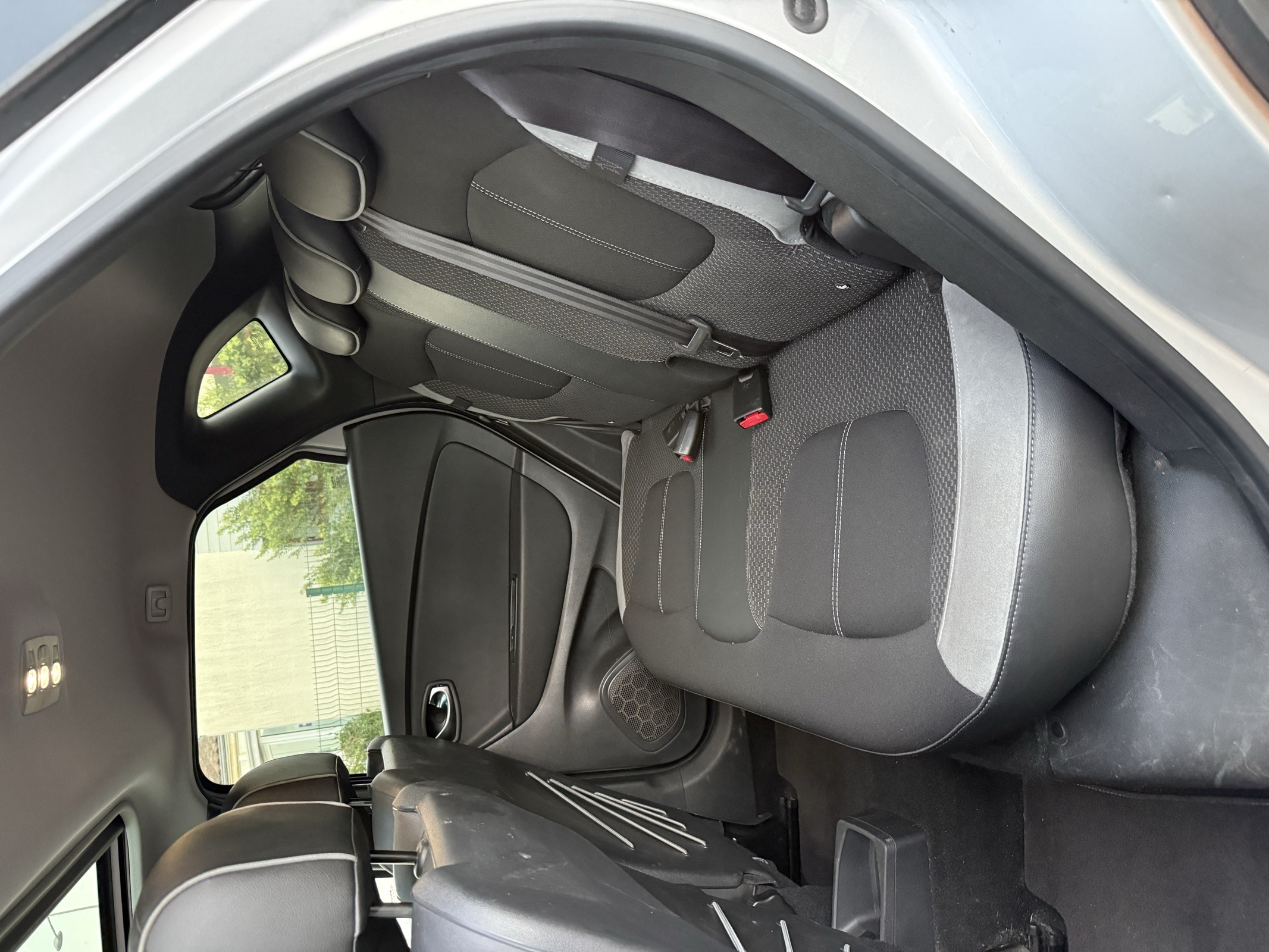 Renault Captur — photo 10