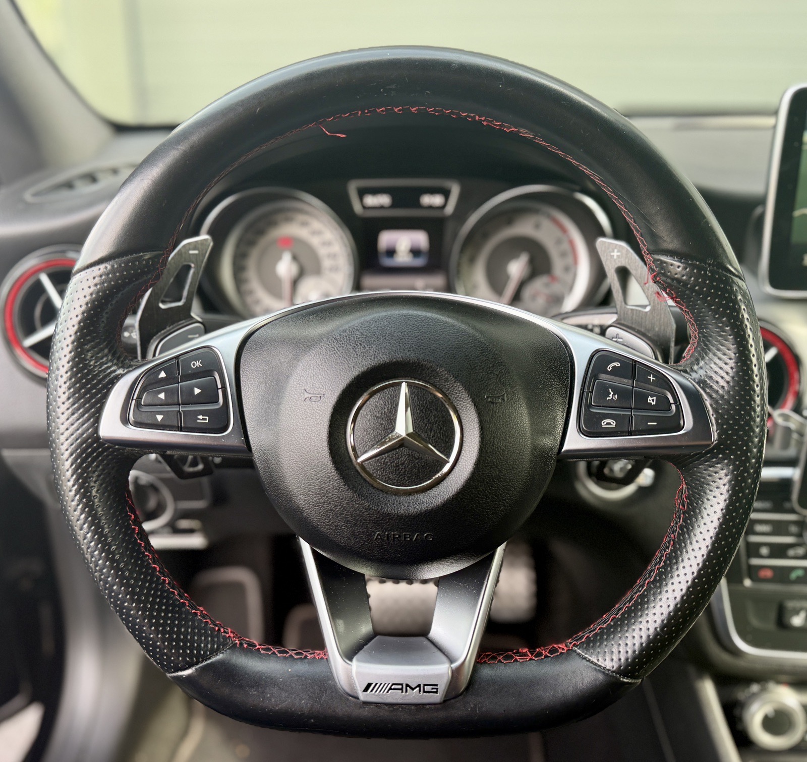 Mercedes-Benz CLA — photo 7