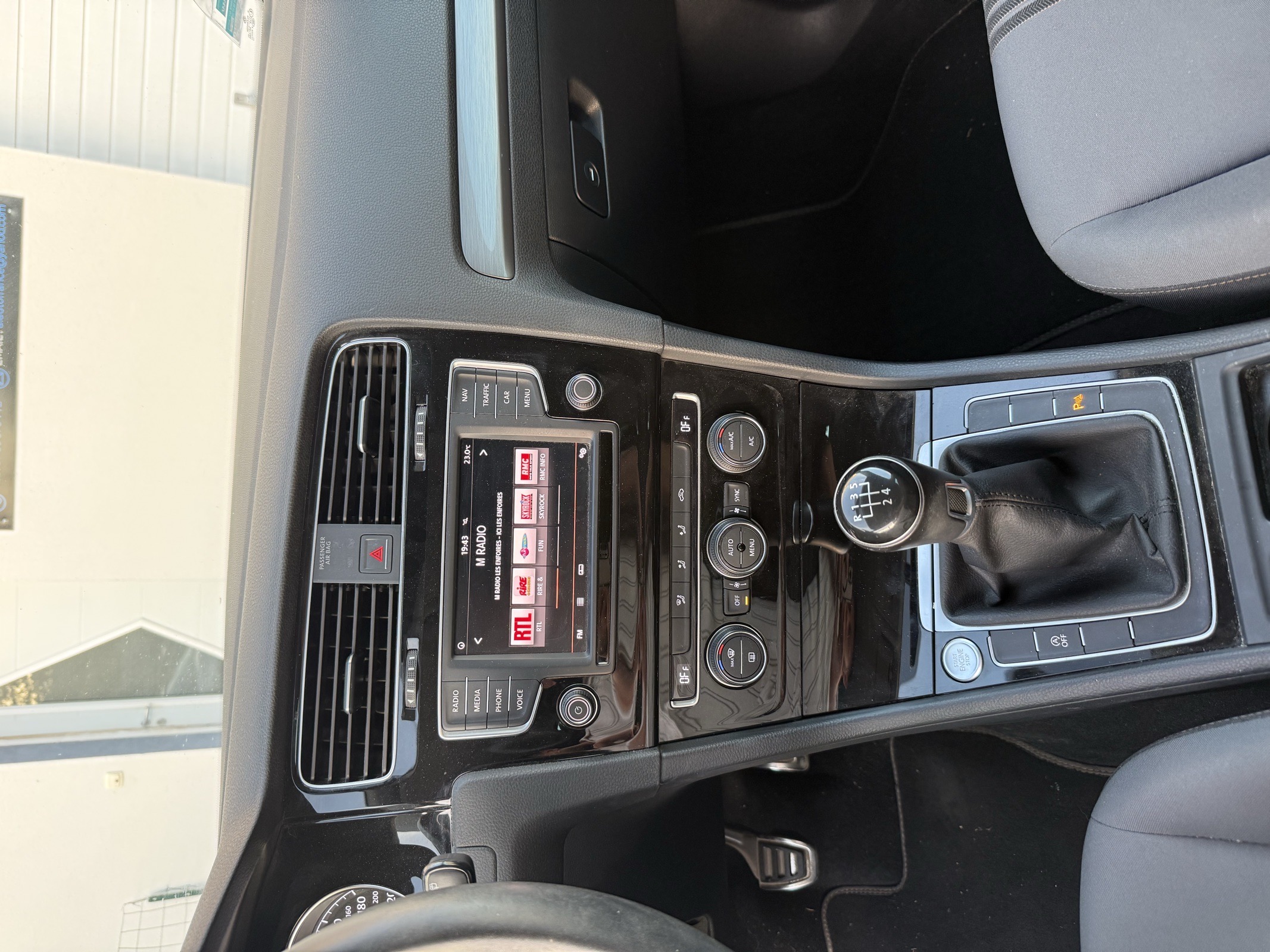 Volkswagen Golf — photo 7