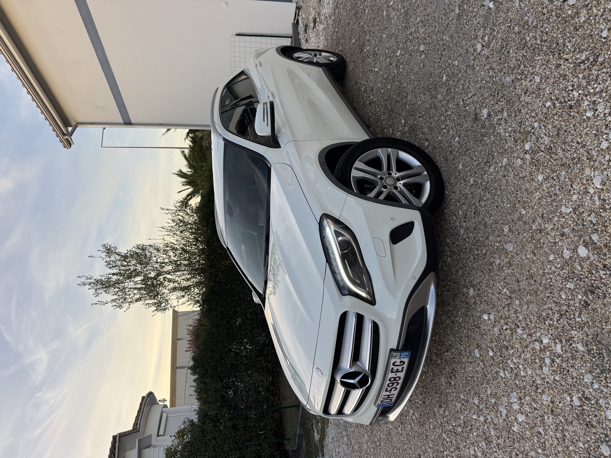 Mercedes-Benz GLA — photo 2