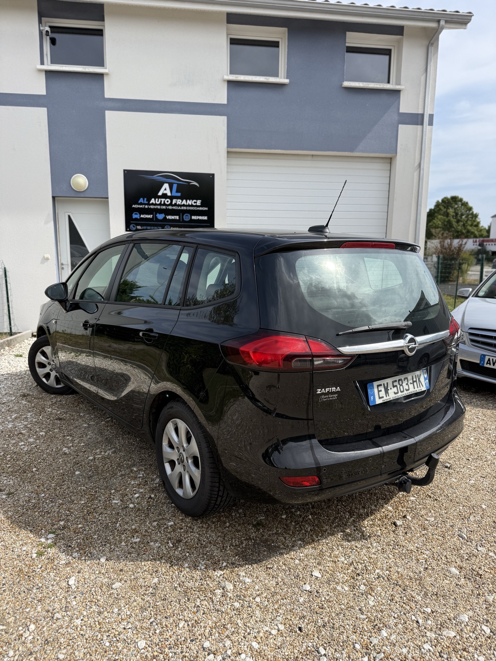 Opel Zafira — photo 3