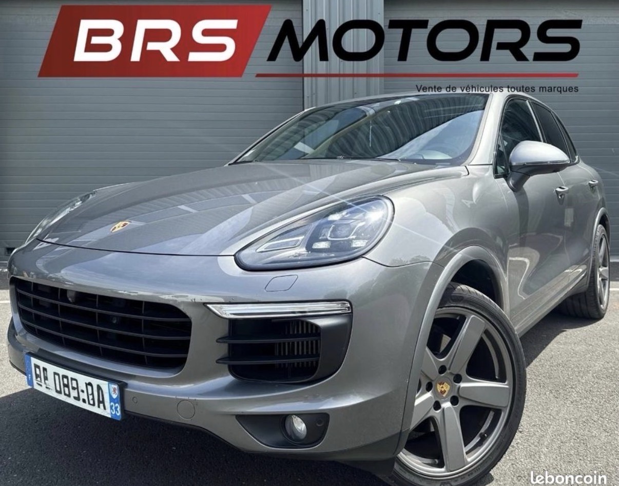Porsche Cayenne — photo 2