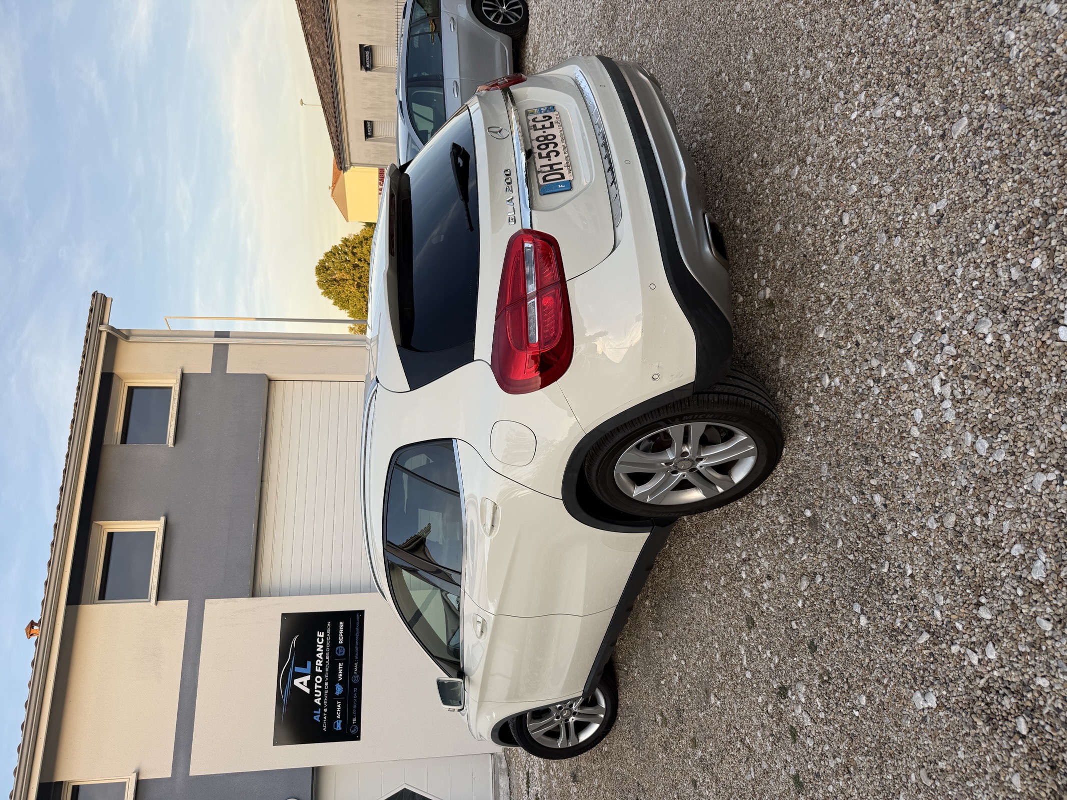 Mercedes-Benz GLA — photo 3